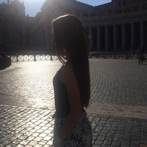 Meet your Posher, Elizabeth